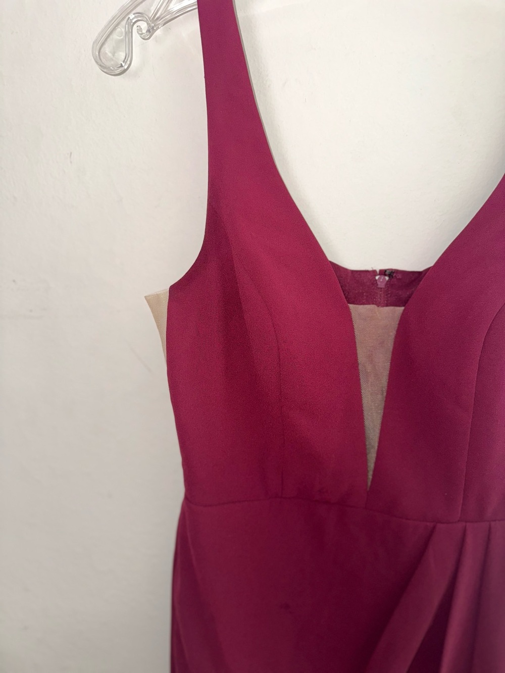 DB Studio David's Bridal Chiffon Formal Dress Wine Plum Size 4 Style F20574